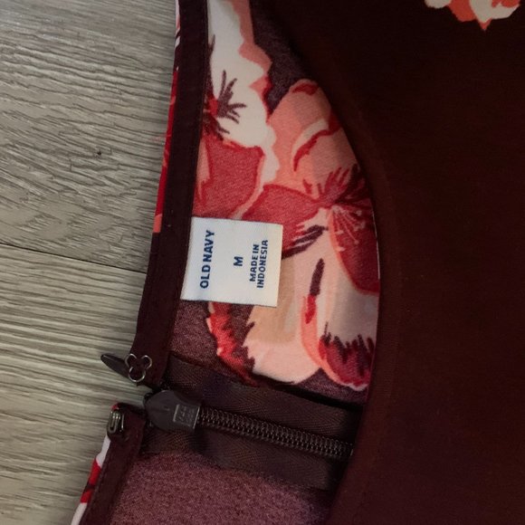 FLORAL MIDI DRESS - Picture 3 of 3